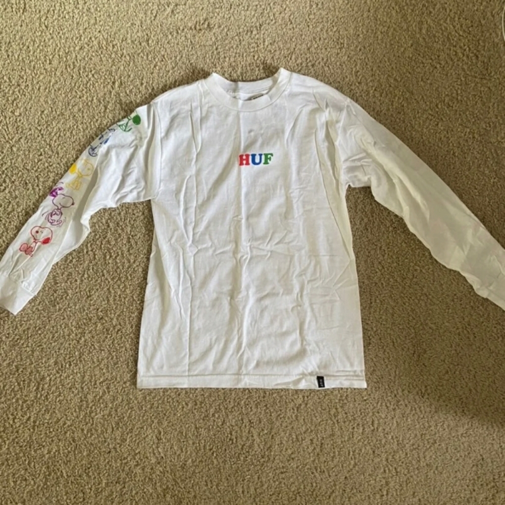 White snoopy long sleeve shirt